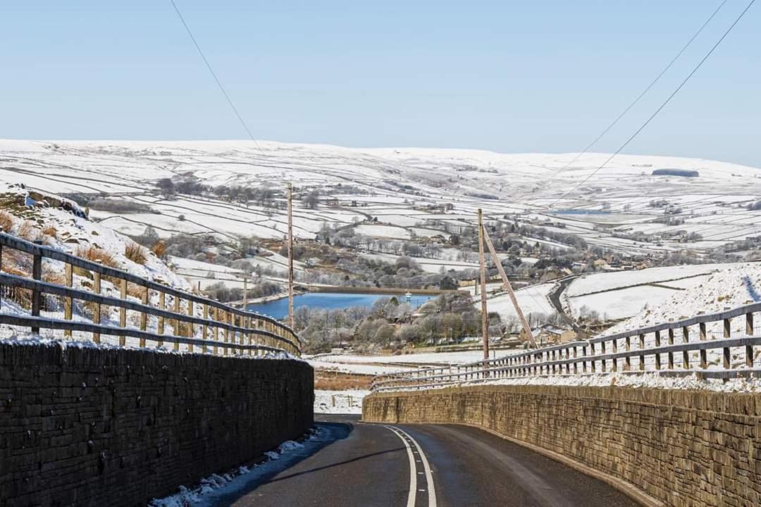 Stones Cottage Farm, Nr Haworth, Family Friendly, Work Friendly, Gaming Barn, Crafting, Free Wifi, Free Parking, Ev Point Oxenhope Extérieur photo